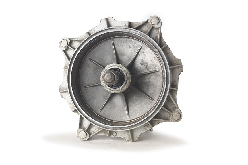 Lambretta LI Series 1-3 Front Hub – Part # 19-94-4150 – Used