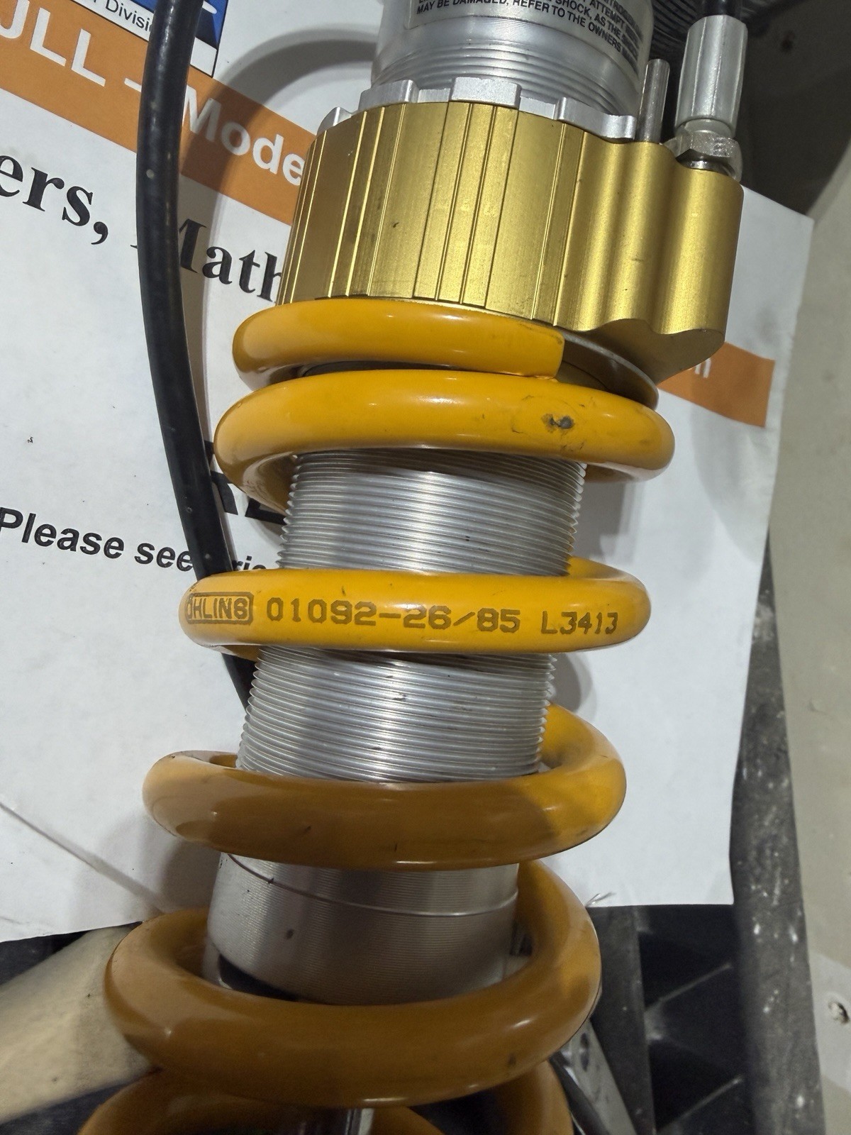 Ohlins – KA 010 – Rear Shock. Kawasaki Z1000