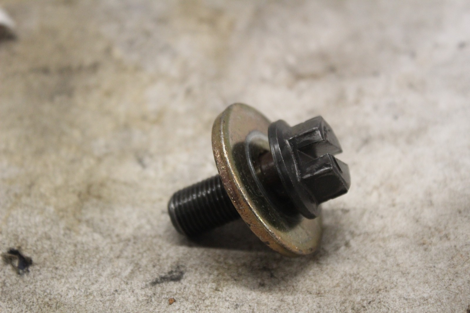 OUTER STARTING CLUTCH LEFT-HAND THREAD UBS BOLT 12X30 W/ WASHER 90005-MCA-000 20