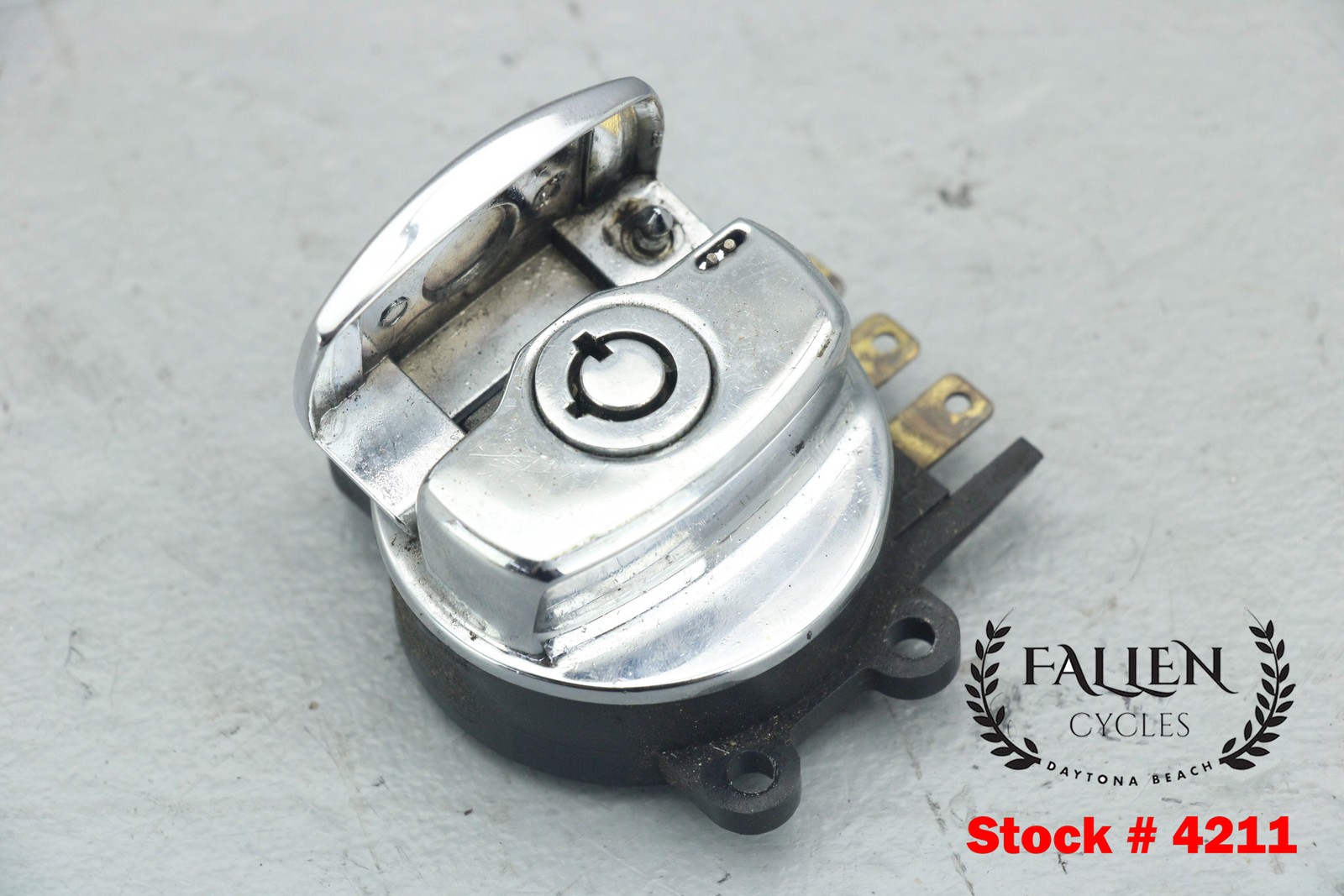 2000 Harley Softail Ignition Switch Knob + 2 KEYS 71450-04 VIDEO #4211