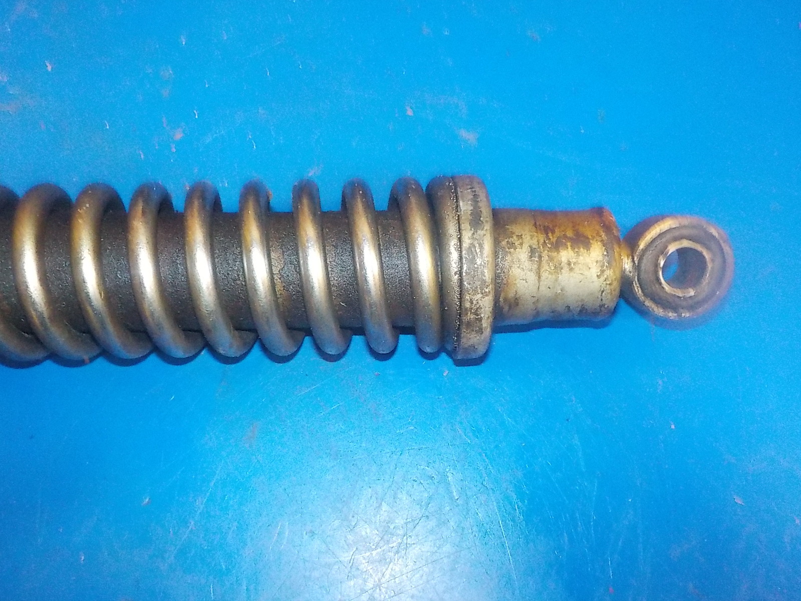 JAWA CZ 175 1970’S REAR SHOCK ,SOME RUST AS SEEN IN PICTURES USED