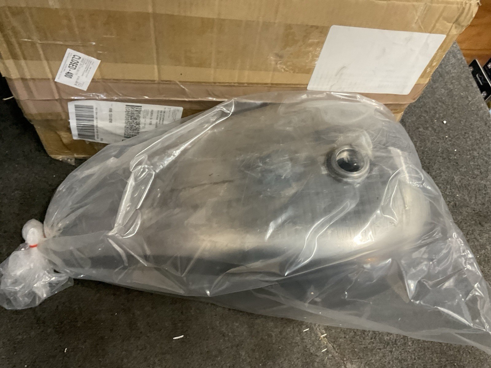 Hard Drive Legacy LYNK Custom Gas Tank Raw Metal 0701-0763 3.2 Gallon Single