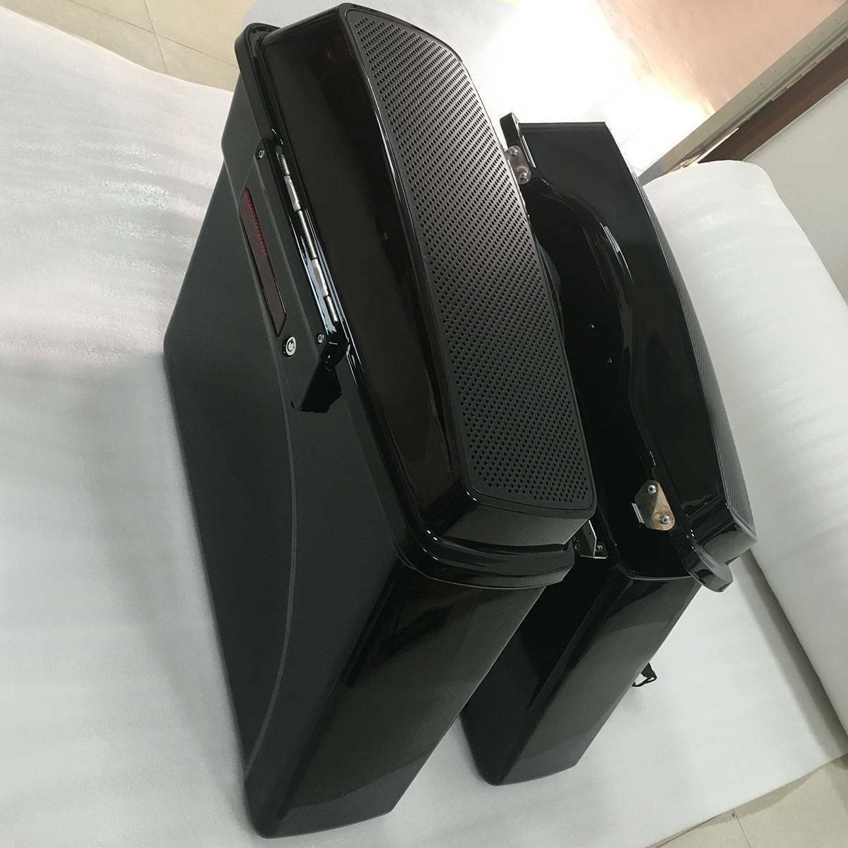 Hard Saddle Bags W/ 6×9″ Dual Speaker Lid For Harley Touring Road King 1994-2013