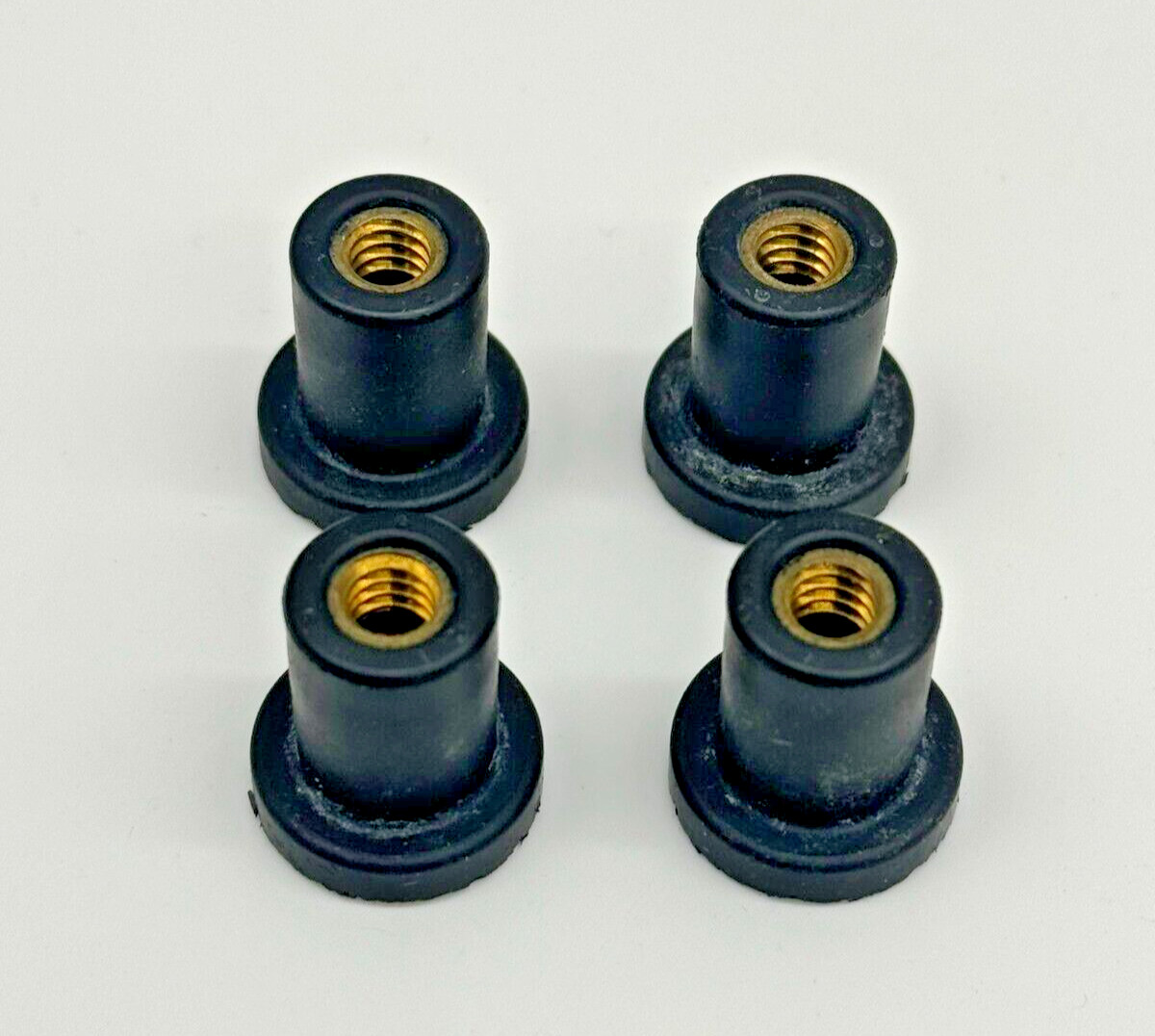 FXR SIDE COVER WELL NUTS PACK OF 4 – 1/4-20 RUBBER RIVET THREADED INSERTS HARLEY