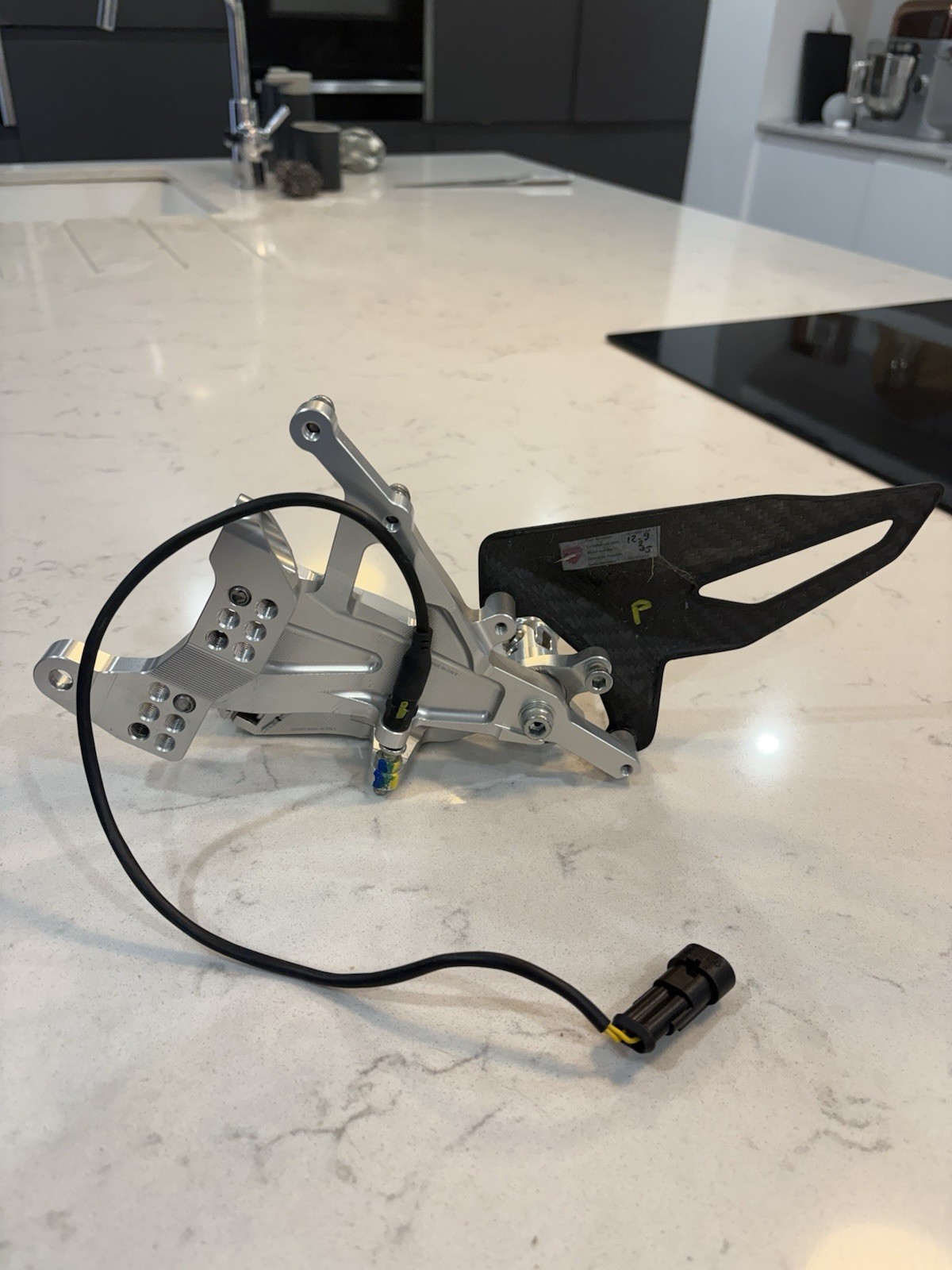 Ducati Performance ( Rizoma) Rear Sets Panigale