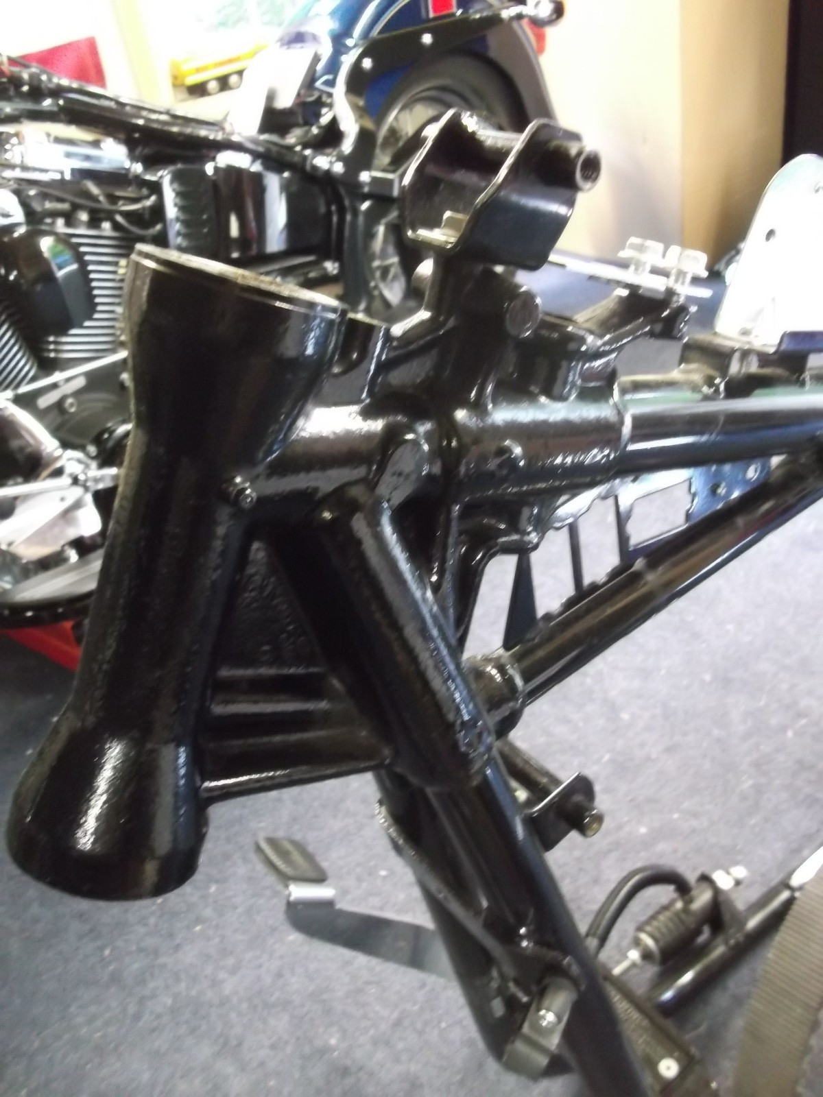 Harley 1993 FXSTS Springer Softail Frame Complete, OEM