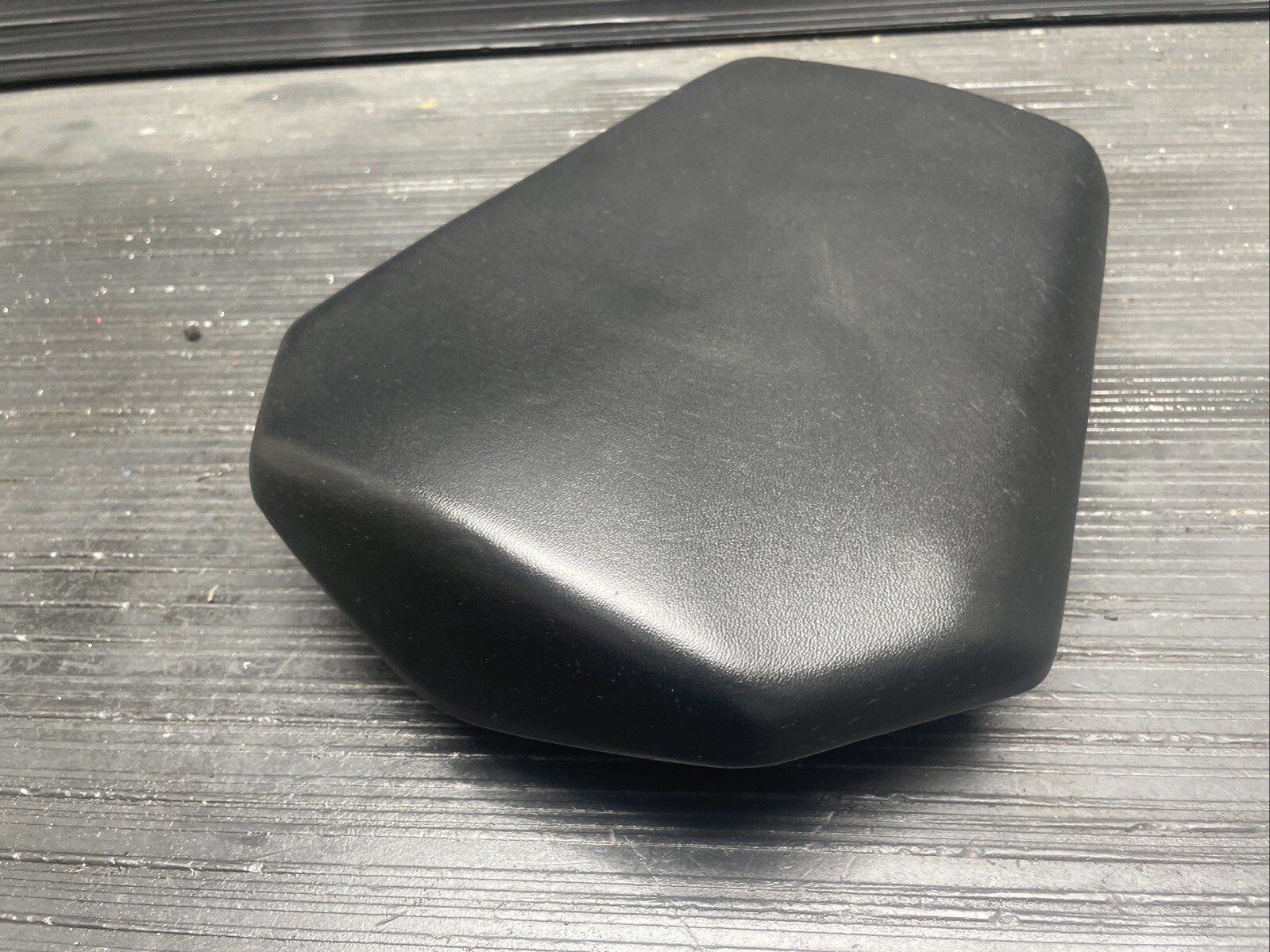 2015 Honda CBR1000RR Rear seat, passenger seat OEM #93024
