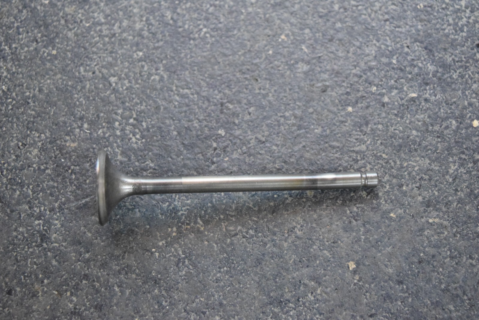 HONDA CB750C CB750K CB750SC CB750F CBX ENGINE CYLINDER HEAD INTAKE VALVE