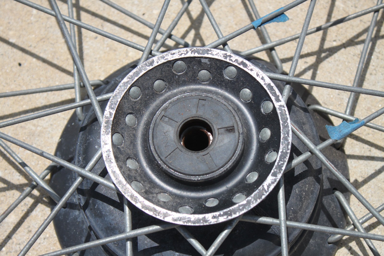 1982-1983 Honda CR480 D.I.D Front Wheel Hub Spokes Rim Assembly 21 X 1.60 2031