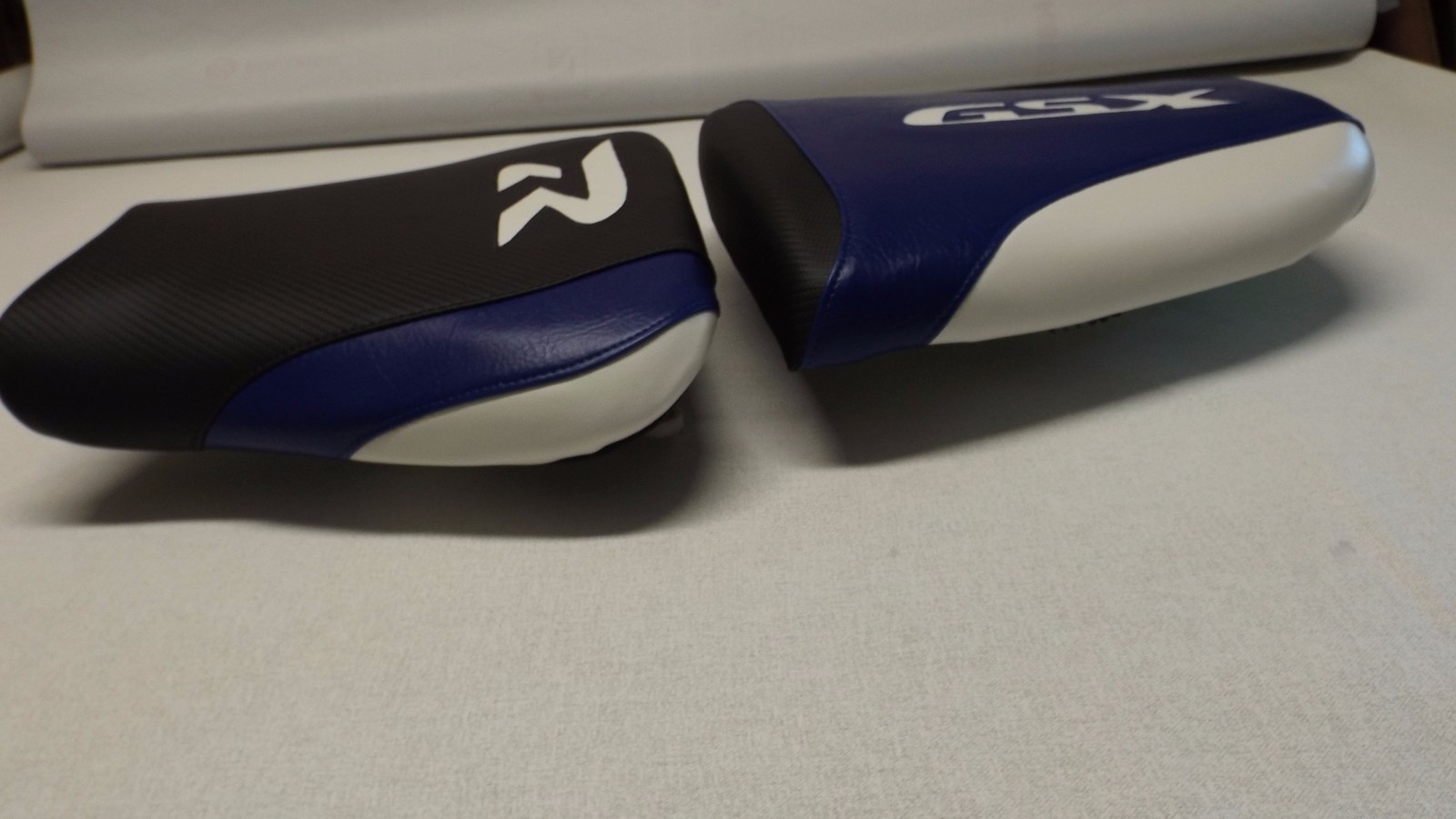 CUSTOM SEAT COVERS BLK/BLUE/WHITE WILL FIT SUZUKI 1996/98/99/2000 GSXR 600R/750R