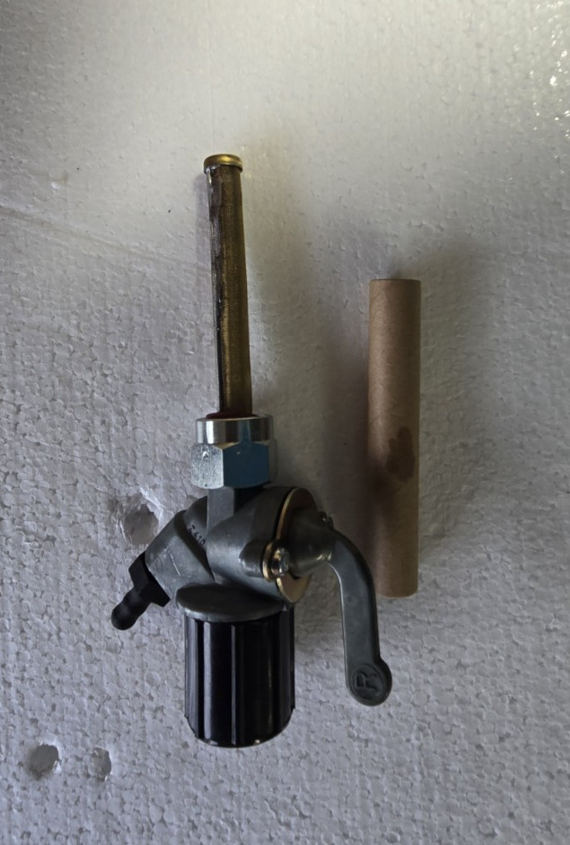 MZ ETZ 250 251 301 TS 250 LLAVE DE GASOLINA MADE IN GERMANY