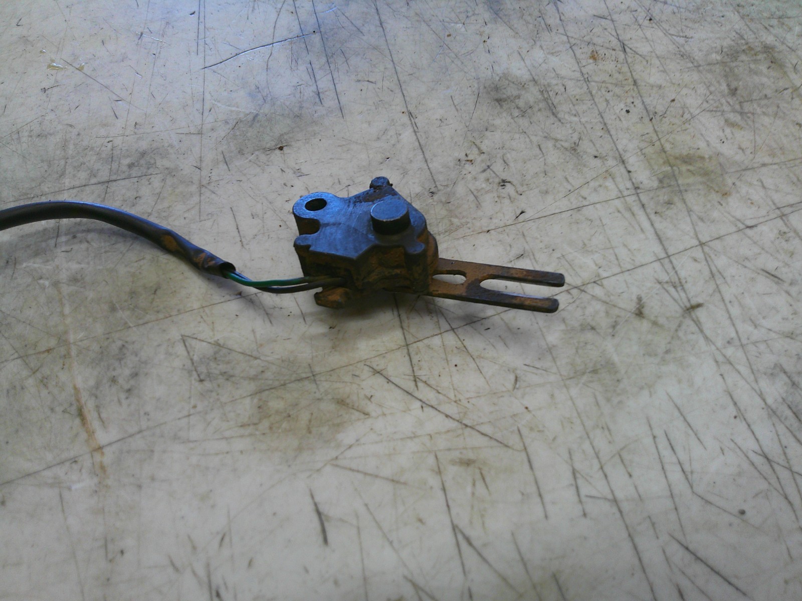 1999-2003 Kawasaki ZR-7 ZR750F kick stand safety switch
