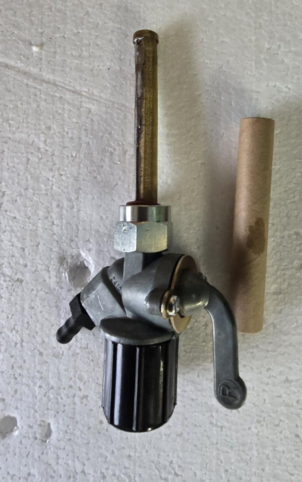 MZ ETZ 250 251 301 TS 250 LLAVE DE GASOLINA MADE IN GERMANY