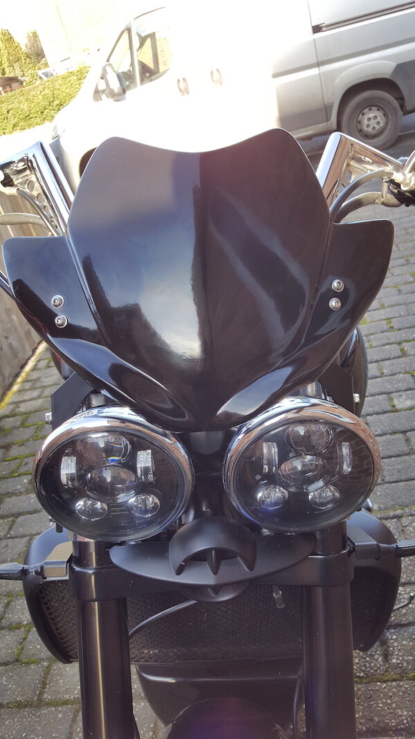 TRIUMPH ROCKET 3 FIBREGLASS FLY SCREEN & SCREEN