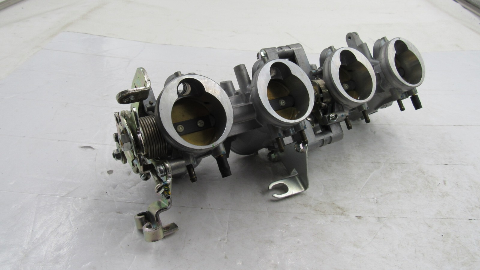 2006 Kawasaki ZX636 Ninja ZX-6R ZX6R Bare Throttle Bodies Body Housing