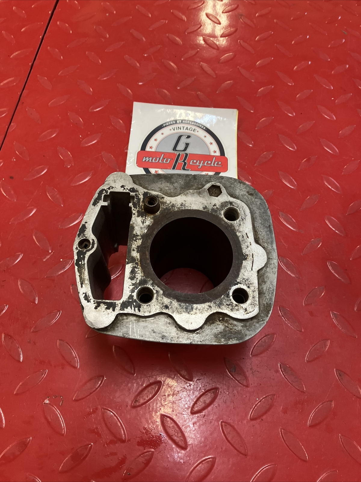 Honda XL125 1978 cylinder jug 56.5mm 12100-383-030 12100-383-020 12100-383-010