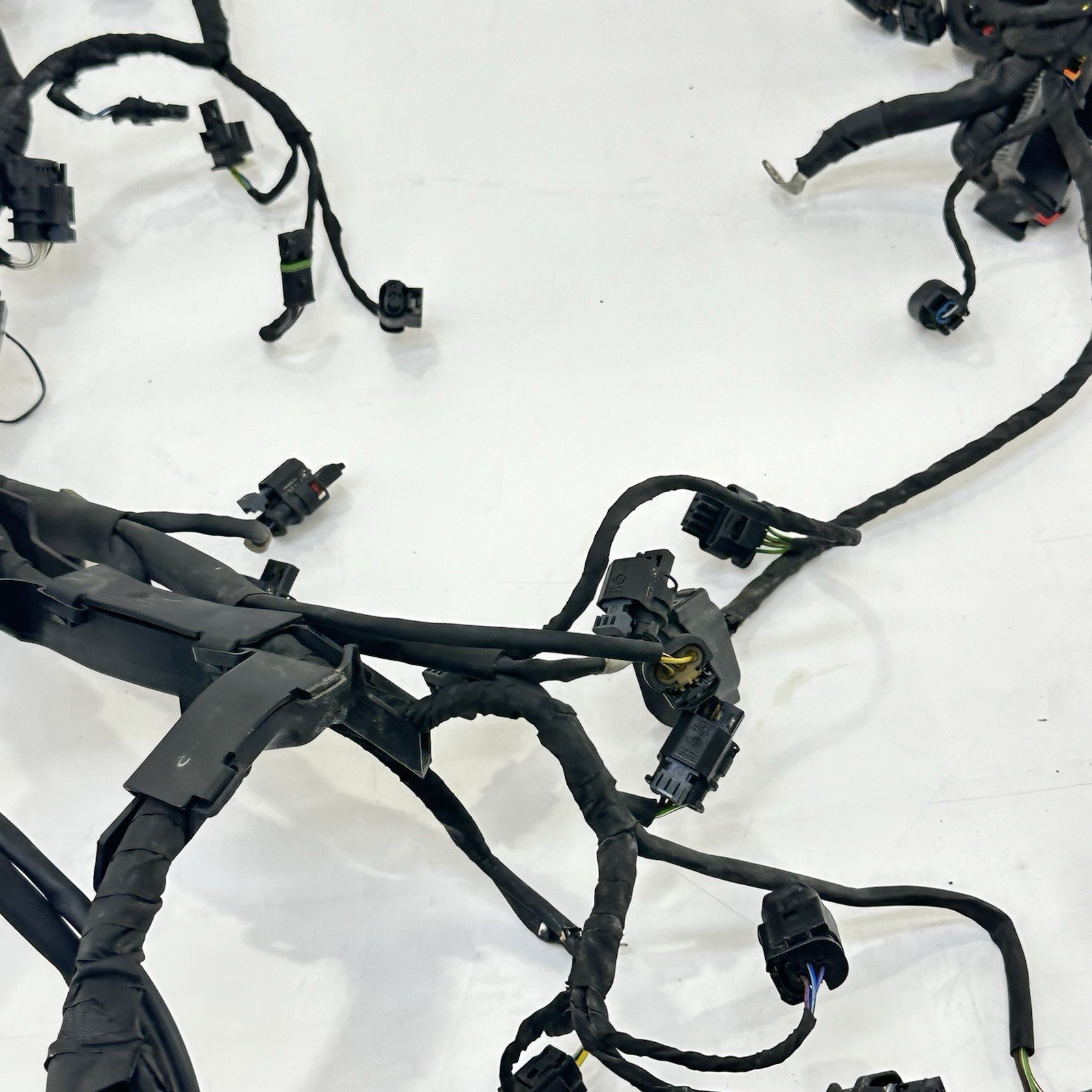 2020 – 2022 BMW S1000RR MAIN WIRING HARNESS ENGINE MOTOR WIRE LOOM STOCK