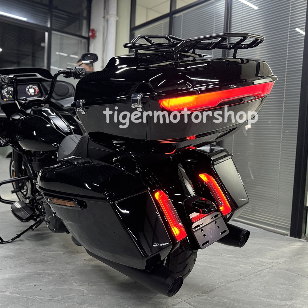 2026 Accessories Tour Trunk Decorative Tail Light For Street Glide Limited FLHXL