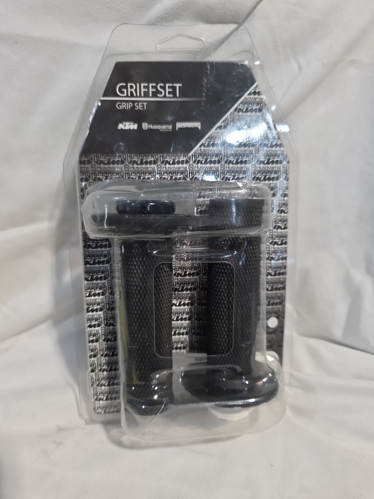 KTM – 79002021200 – Lock-on Grip Set