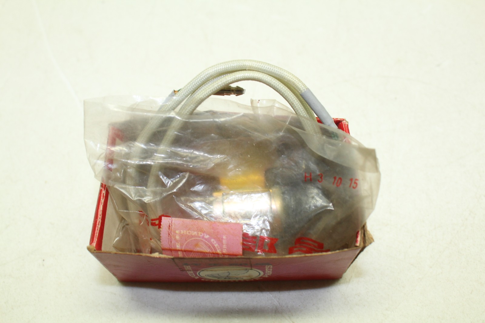 NOS Genuine Honda Condenser CA72 CA77 250/305 OEM # 30250-259-044