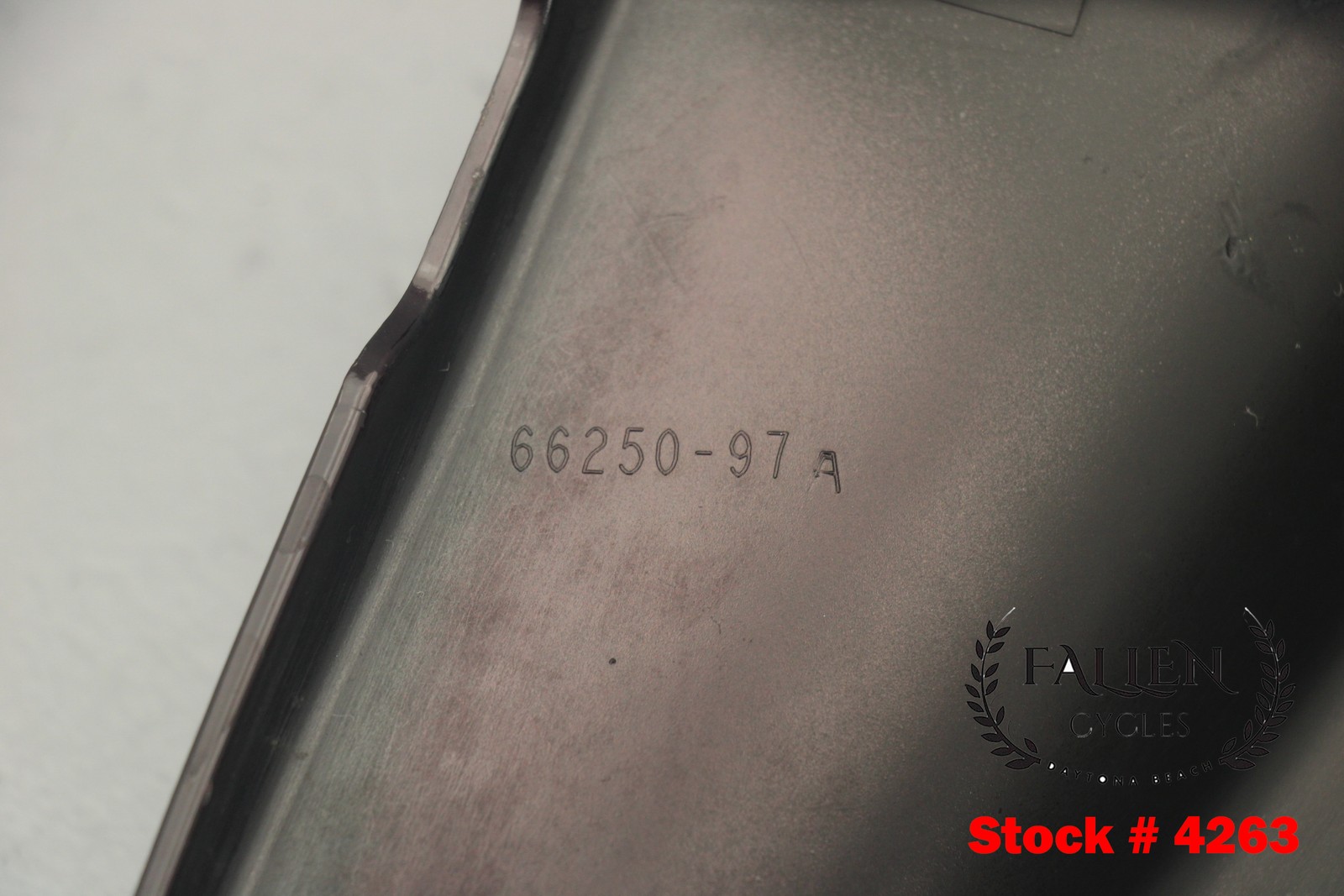 2006 Harley Street Glide LEFT Side Frame Cover Panel BLACK CHERRY #4263