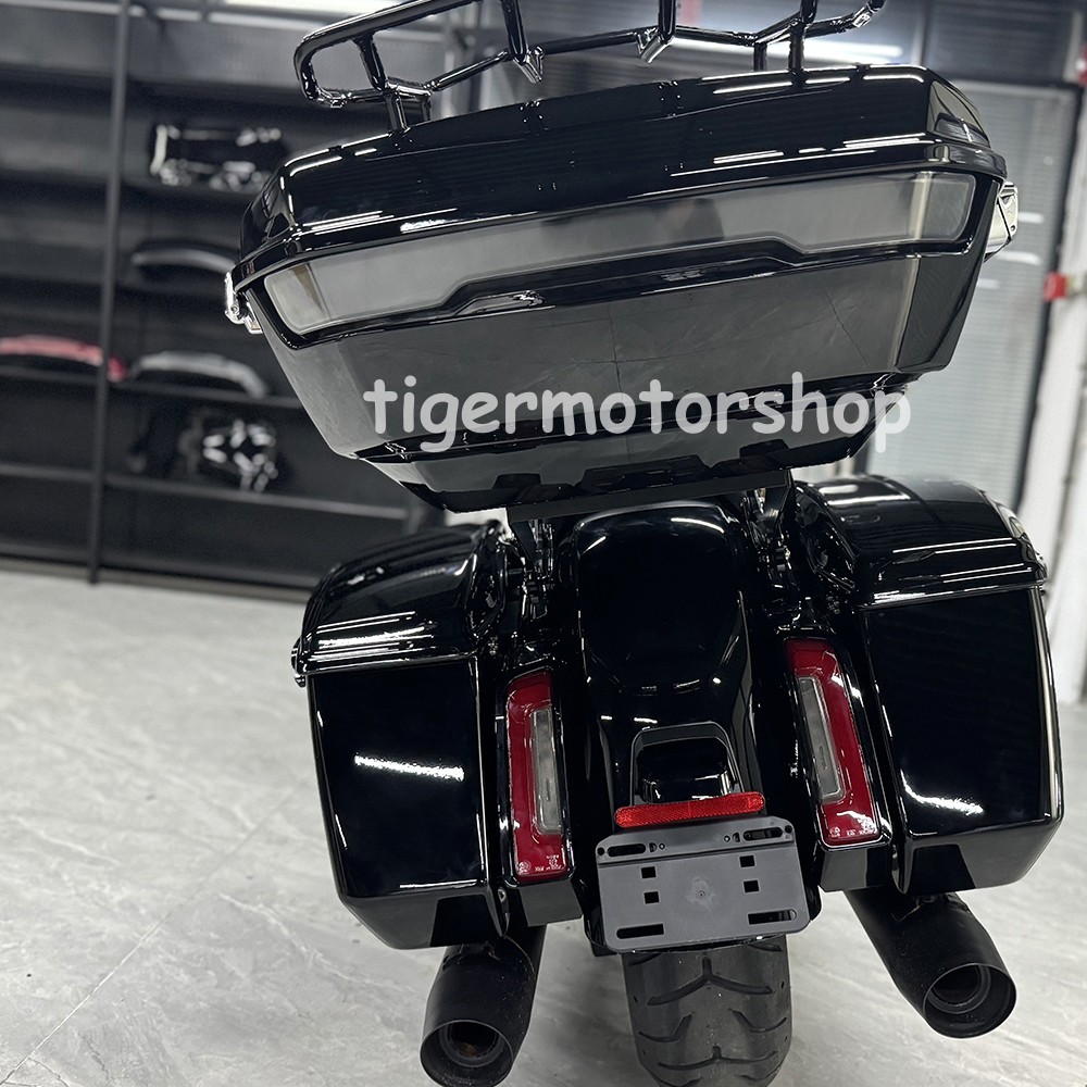 2026 Accessories Tour Trunk Decorative Tail Light For Street Glide Limited FLHXL