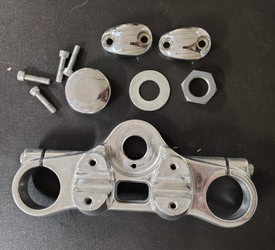 OEM Harley-Davidson Dyna FXDB 2008 Upper Triple Tree Clamp