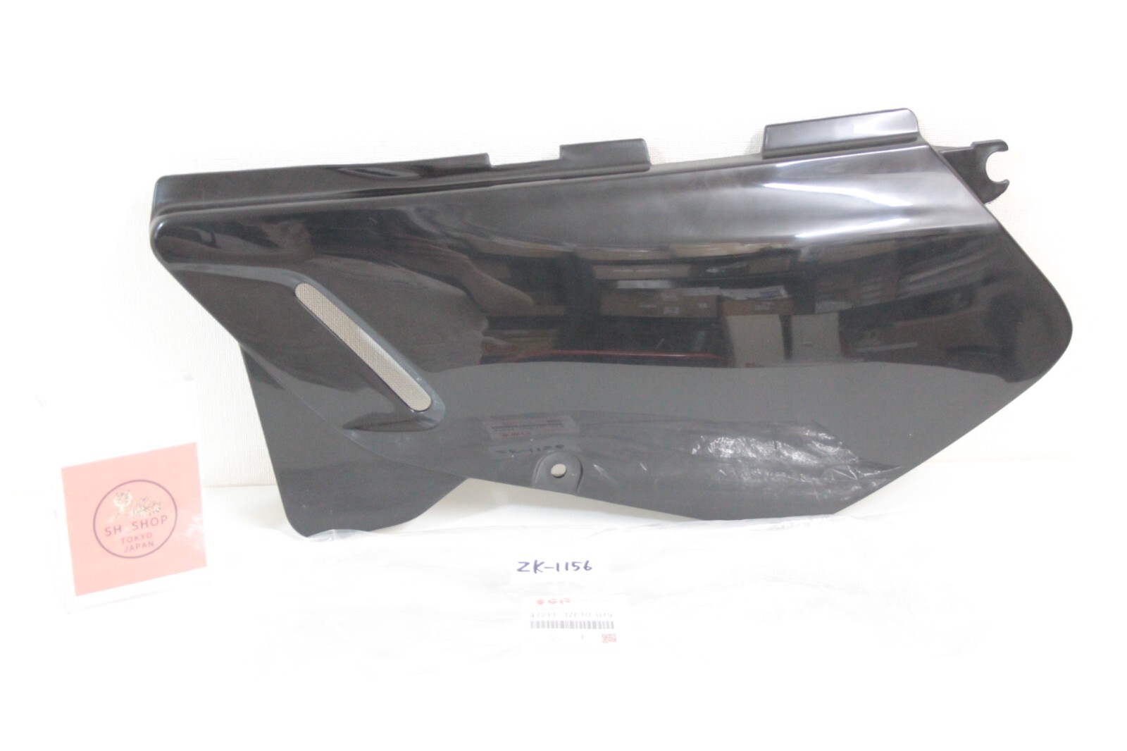 SUZUKI 1996 – 2020 DR650SE BLACK SIDE FRAME COVERS OEM LEFT & RIGHT in stock