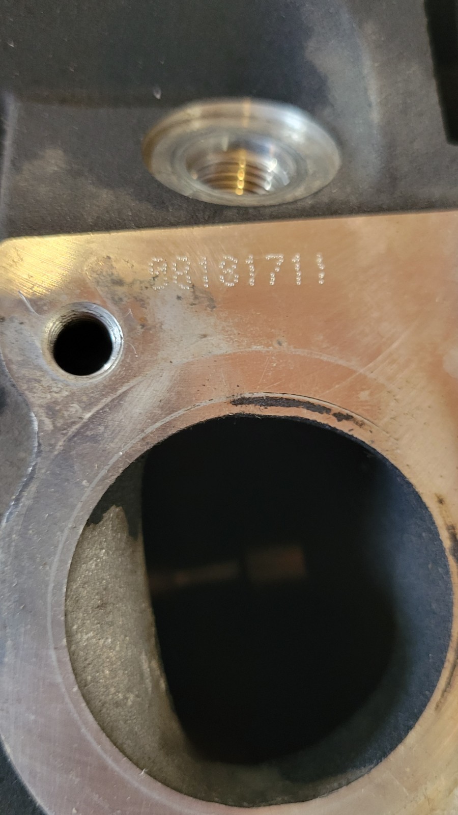 06-17 Harley-Davidson Cylinder Head 17090-06 Twin Cam 96ci w Valves