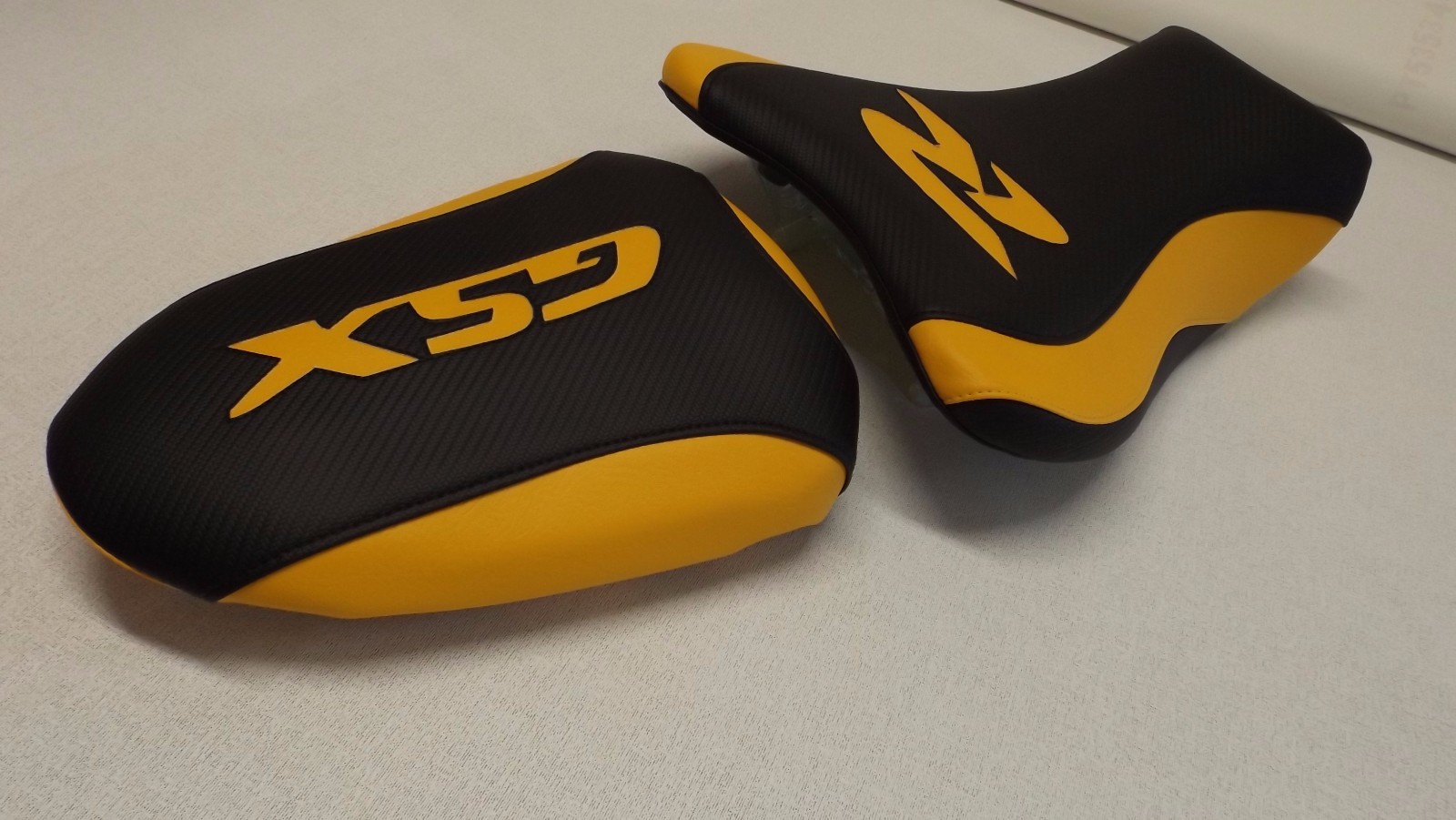 BLACK/ YELLOW FRONT & REAR CUSTOM SEAT COVERS WILL FIT SUZUKI 2007/08 GSX-1000R