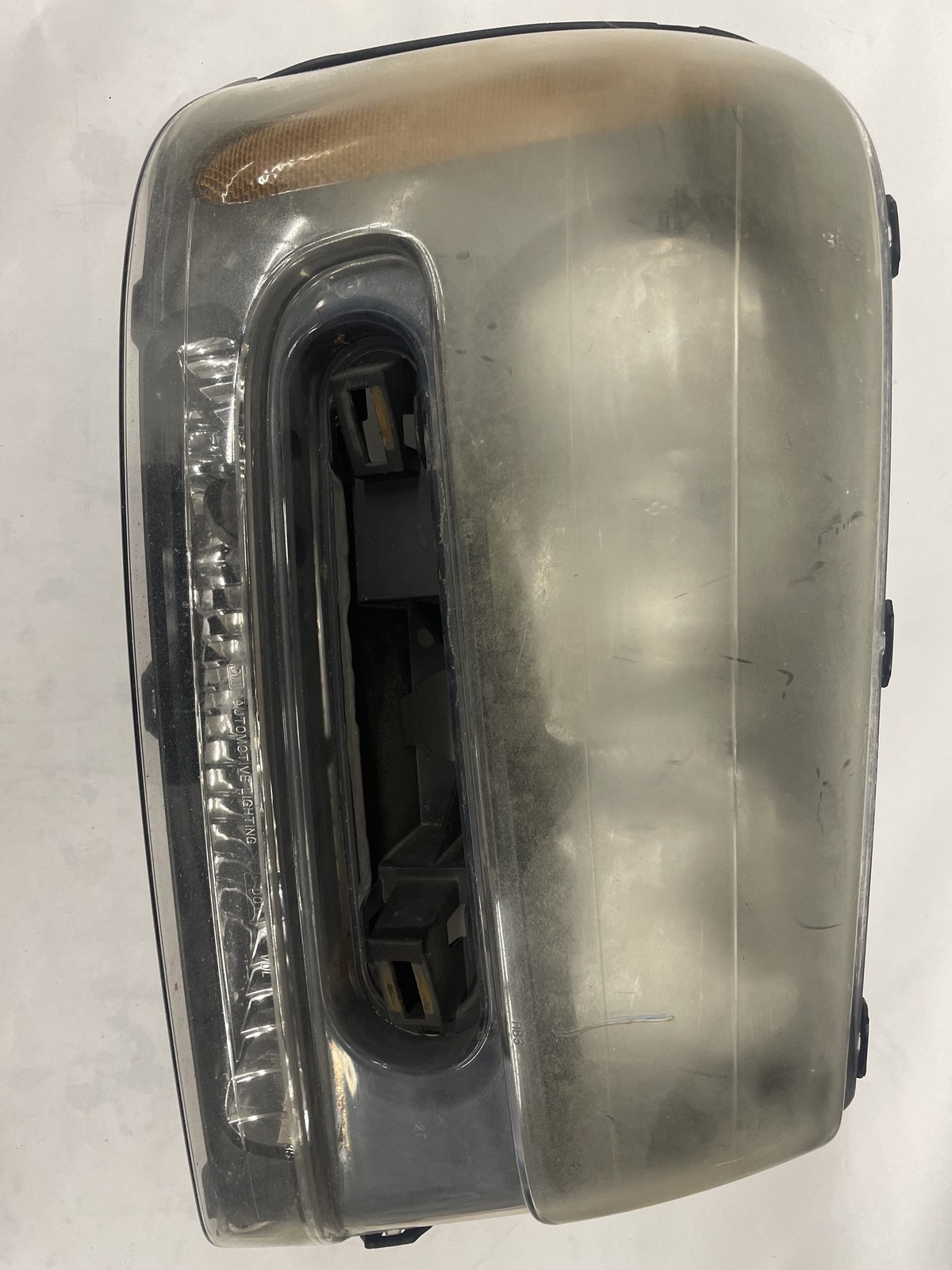 2002-2009 CHEVROLET CHEVY TRAILBLAZER TRAIL BLAZER RIGHT HEAD LIGHT OEM 40282748