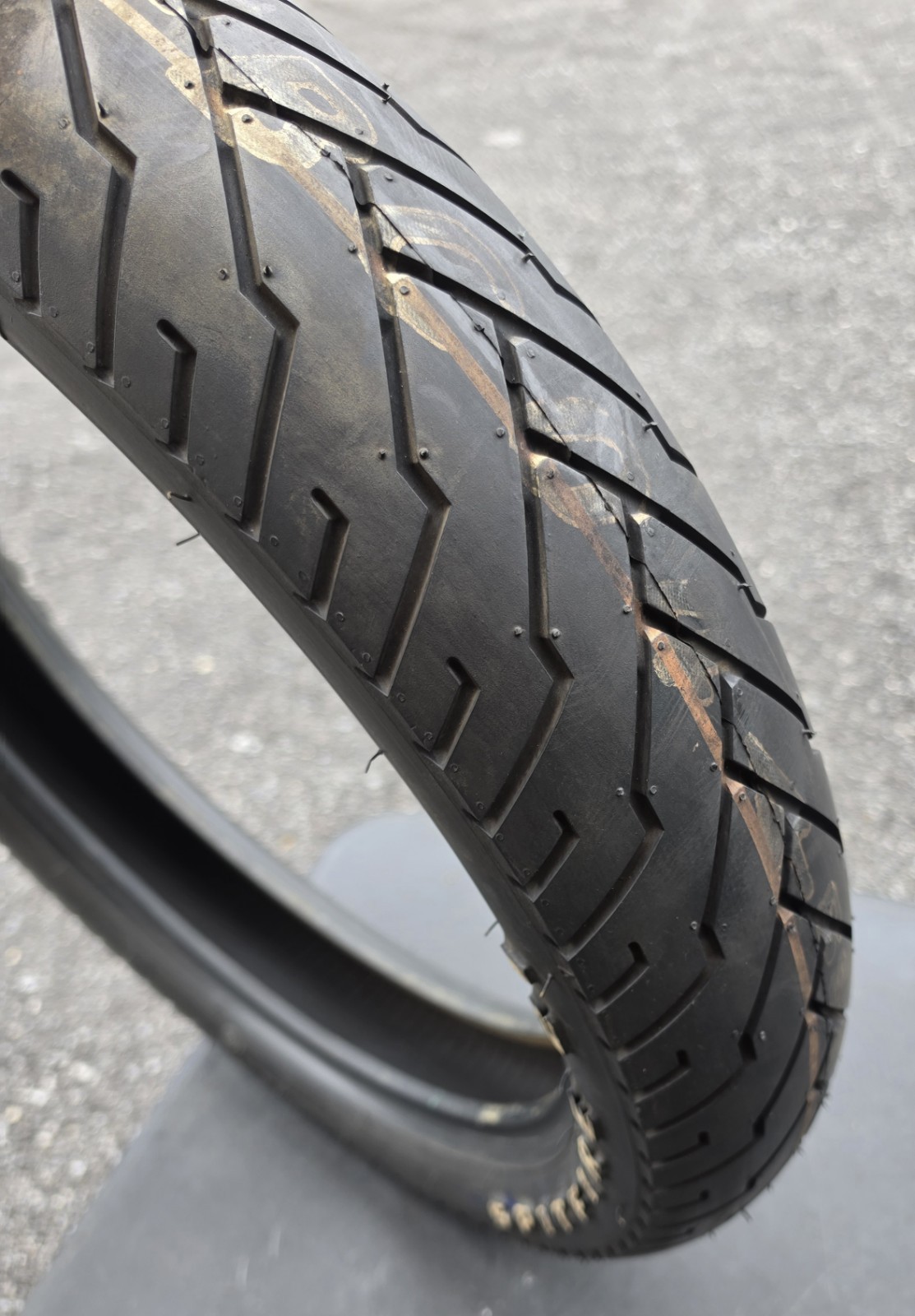 Vintage NOS Bridgestone Spitfire 21 Tire 110/90-19 Tubeless 62H made in JAPAN