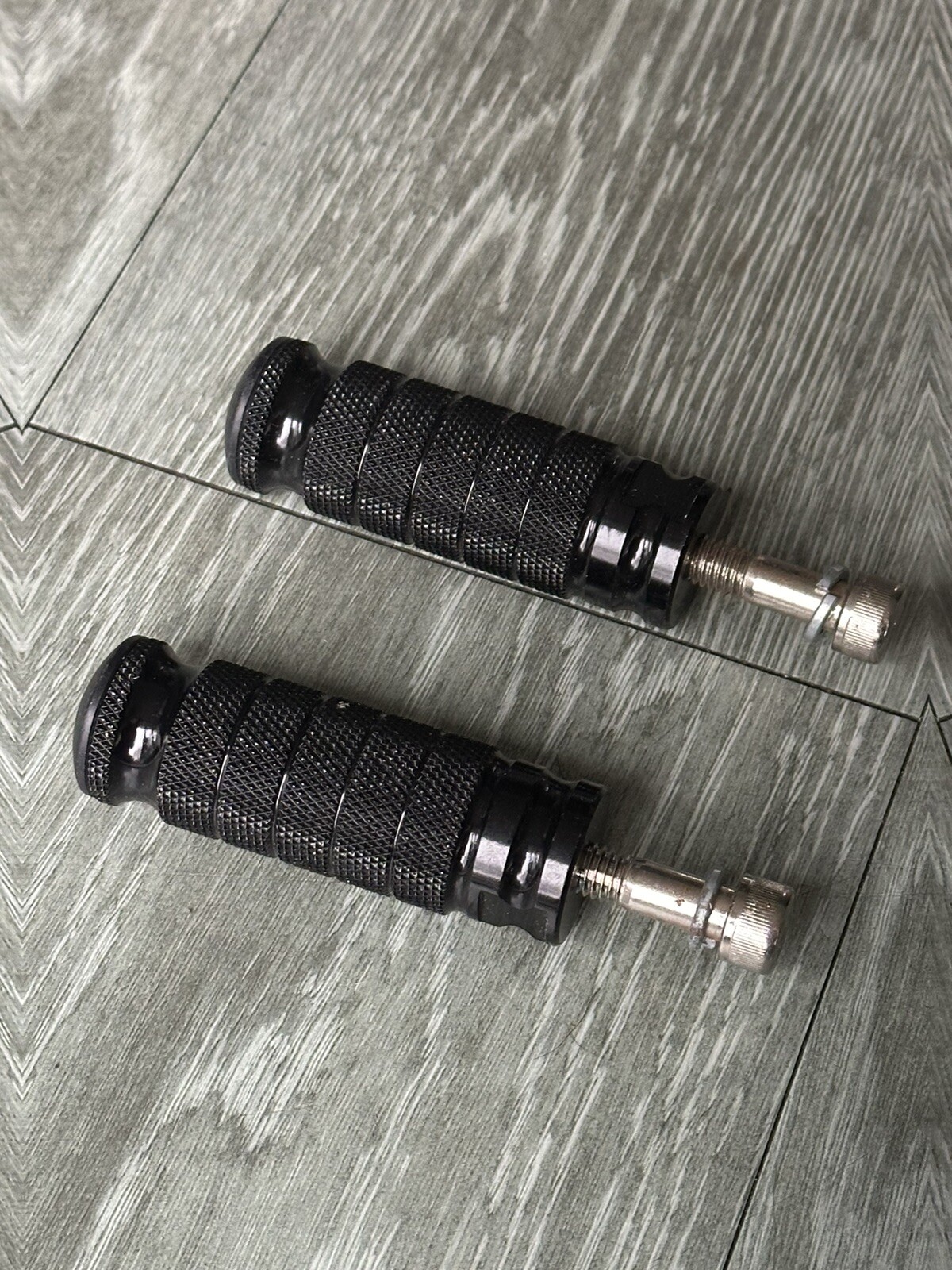 Aftermarket Aluminium Billet Footrest’s, Pegs, Motorbike, Rear Set.