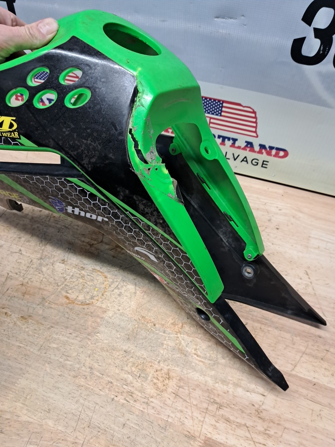 2009 Kawasaki KLX 140 klx140 tank cover plastic body panel cowl fairing R9