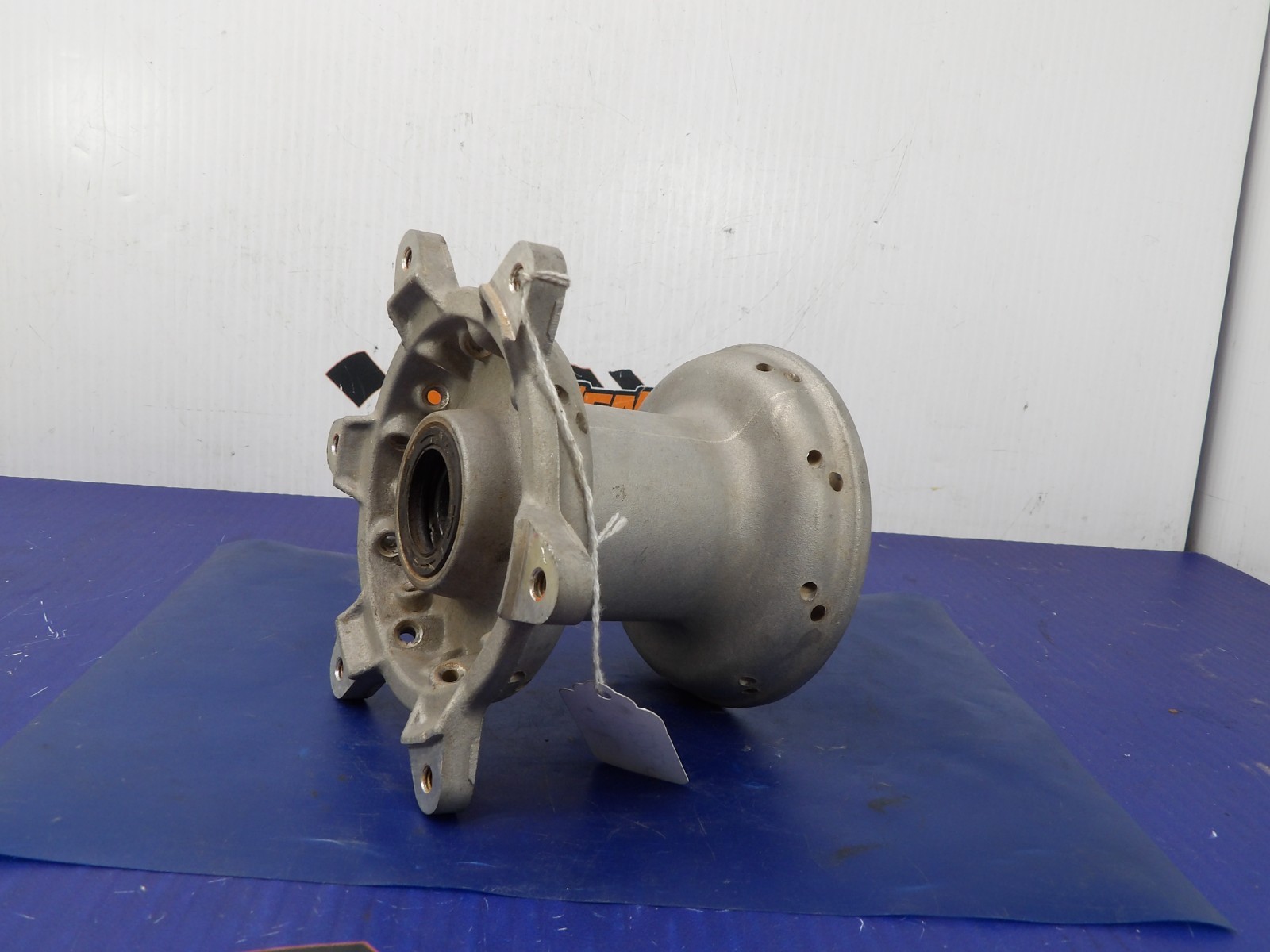 🏁 Front Wheel Hub Assembly – Fits 2006 Yamaha YZ250F