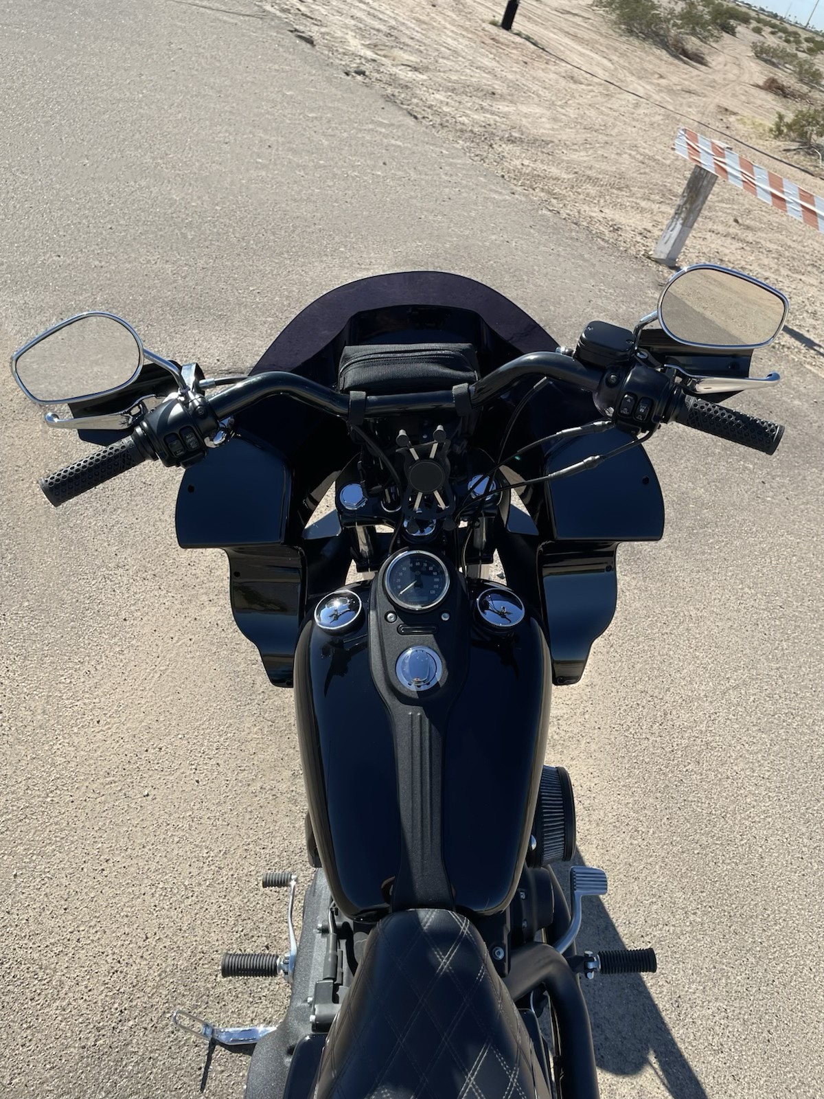 Fairing & Headlight Mount Windshield For Harley Dyna Wide Glide 2006-2017
