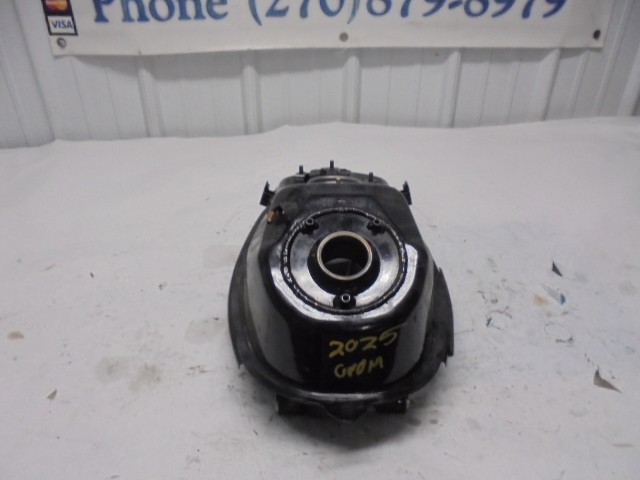 25 HONDA 125 GROM BLACK OEM GAS TANK FUEL CELL PETROL RESERVOIR
