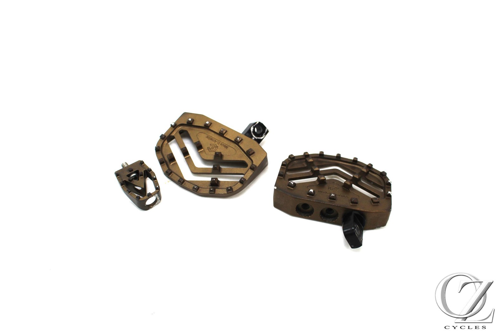 2013 13 Harley FXDC Dyna Crossthread Cycle Mini Arrow Floor Board Peg Set Bronze