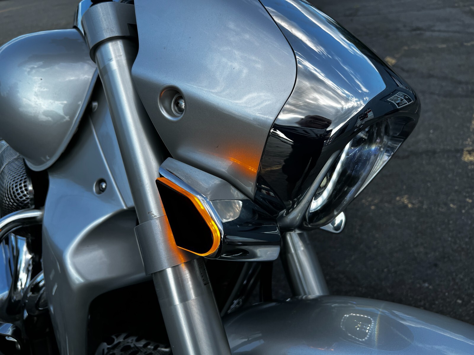 Suzuki M109R VZR1800 LED Front Turn Signal Flatz M109R (CHROME FINISH)