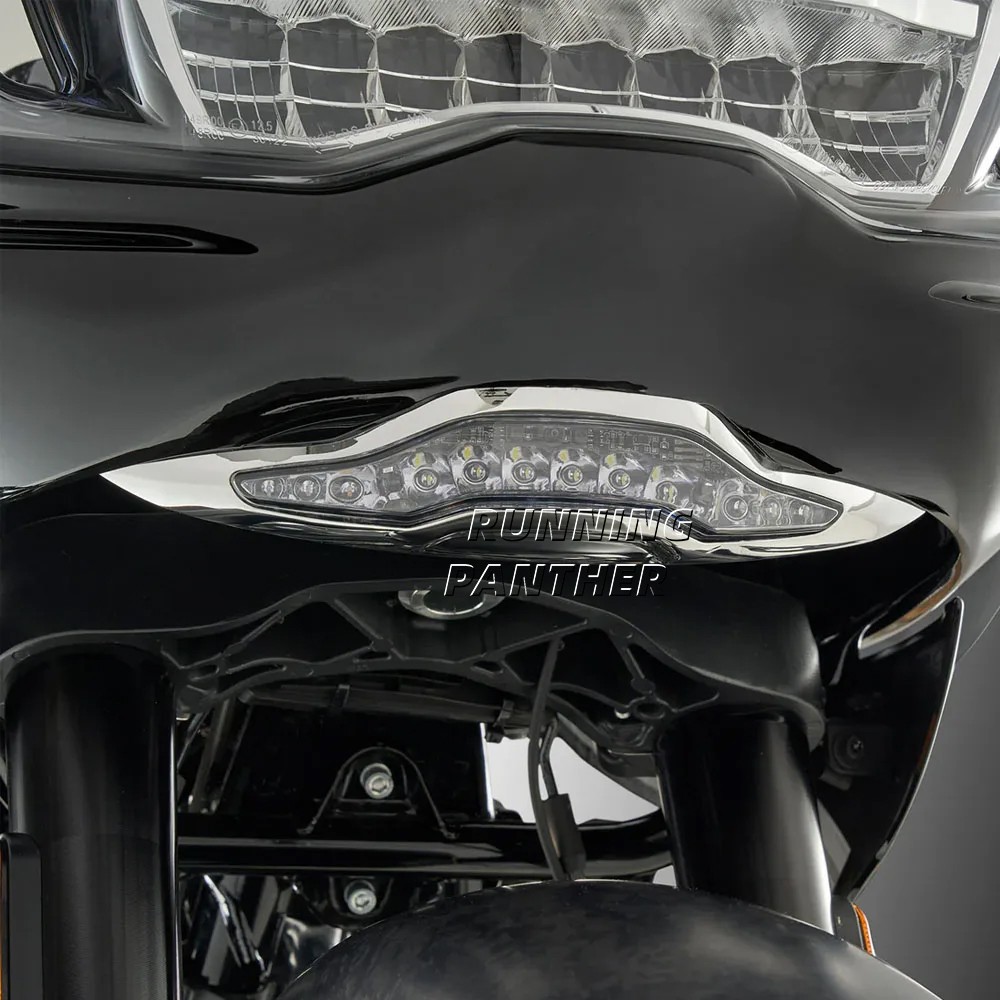 LED Front Lower Fairing Turn Signal Lights For CVO Road Glide FLTRXSE 2023-2025