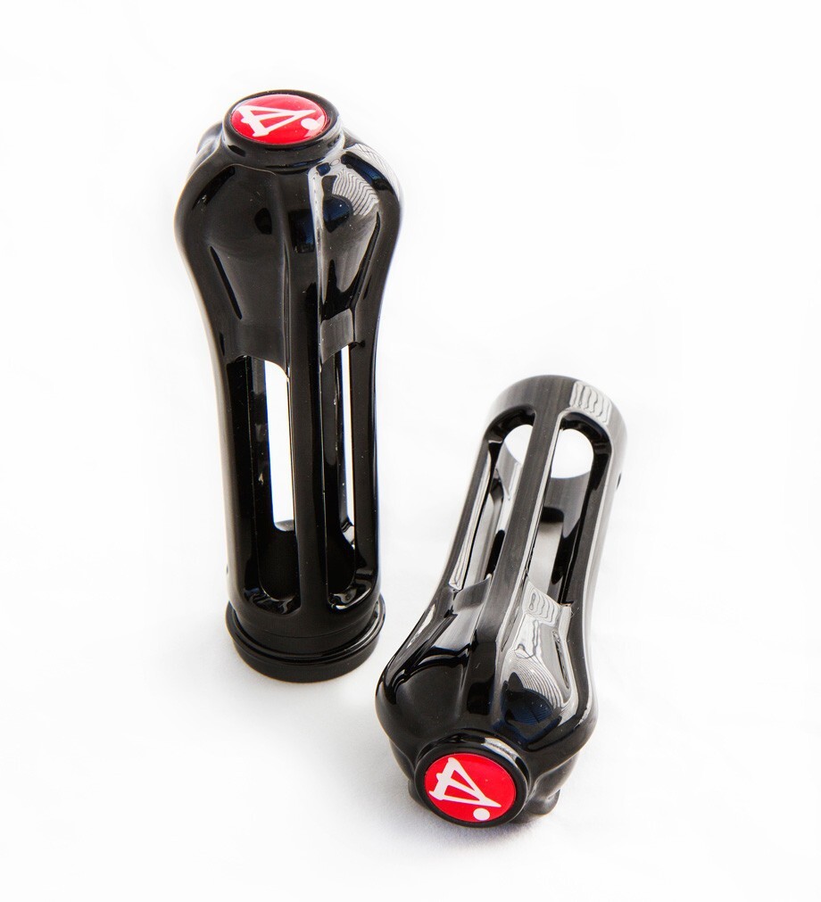 Harley Grips Battistinis Black Wireframe Tour 2008-2018 FLHT FLTR FLHR FLHX J2