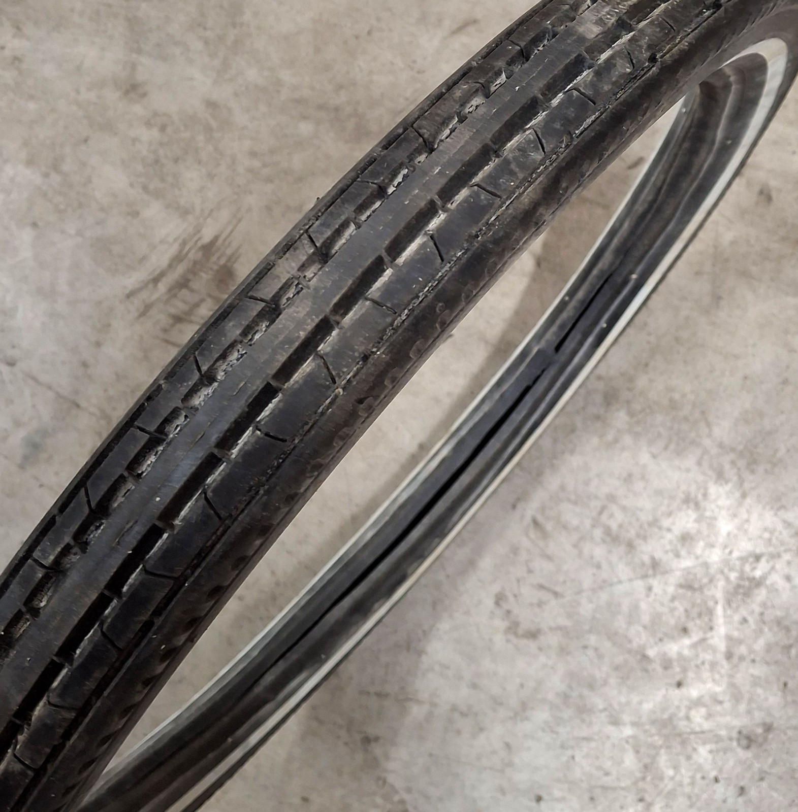 NOS Million 2.50-18 Ribbed Whitewall Front Motorcycle Tire Vintage Chopper Japan