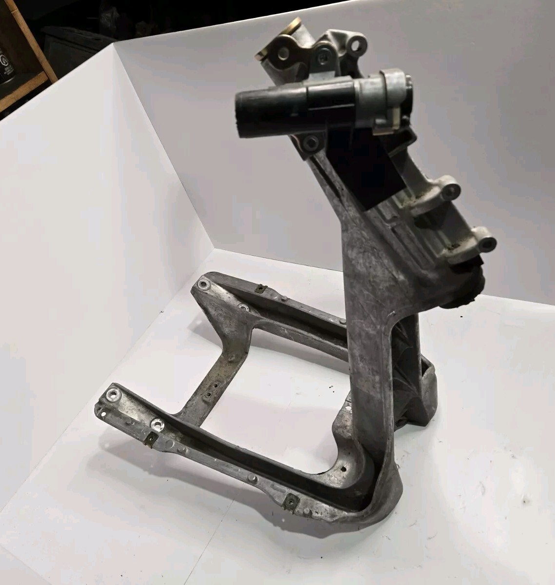 03 24 Honda Ruckus Nps50 Main Front Frame Chassis Nps 50 OEM No Title