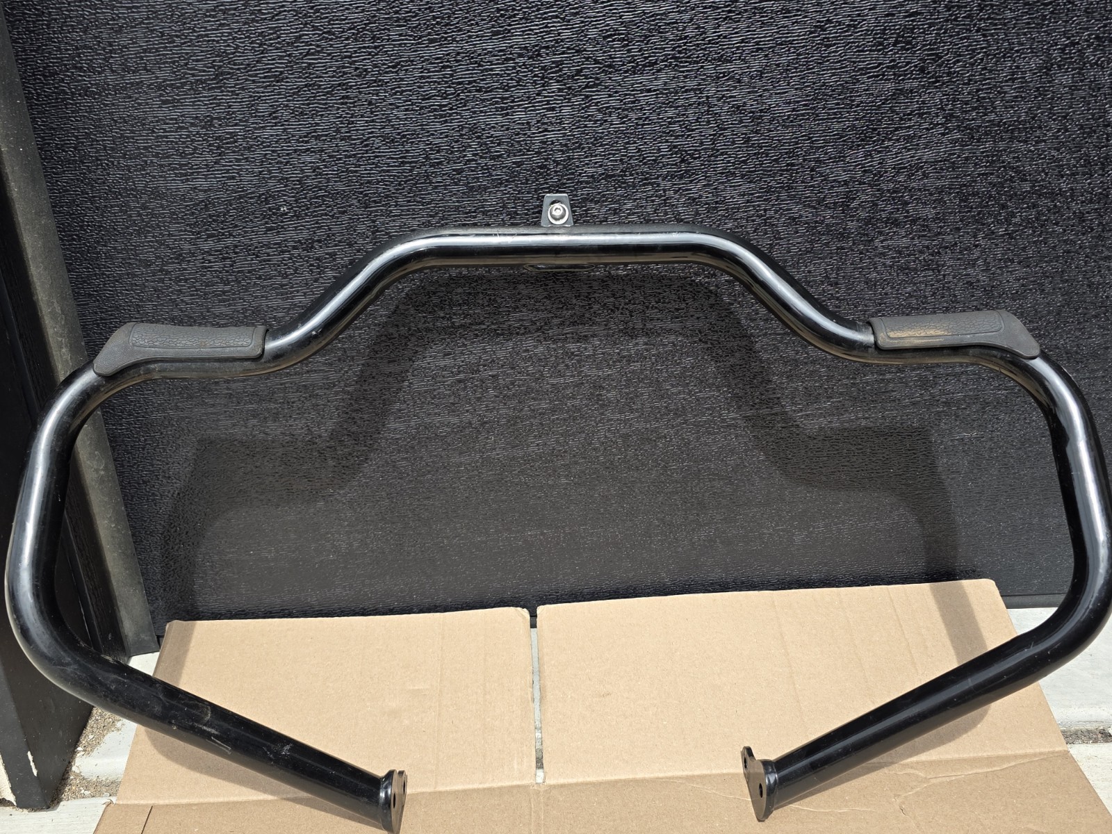 Harley-Davidson Touring 09-22 Mustache Engine Guard Crash Bar Black