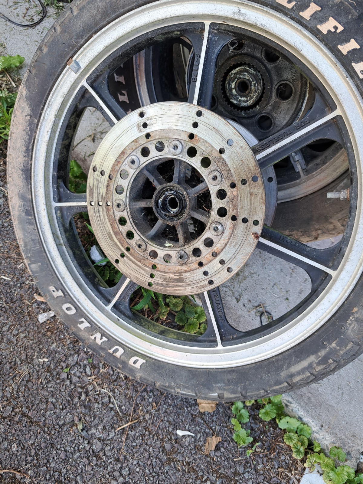 1986 – 2006 KAWASAKI VULCAN 750 VN750 OEM FRONT WHEEL RIM STRAIGHT