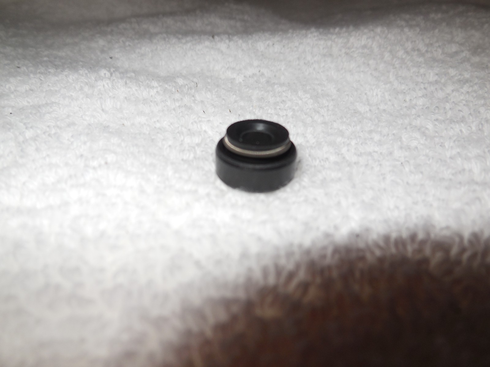 Tachometer cable drive oil seal Kawasaki KZ550 KZ650 KZ750 KZ900 KZ1000 KZ1300