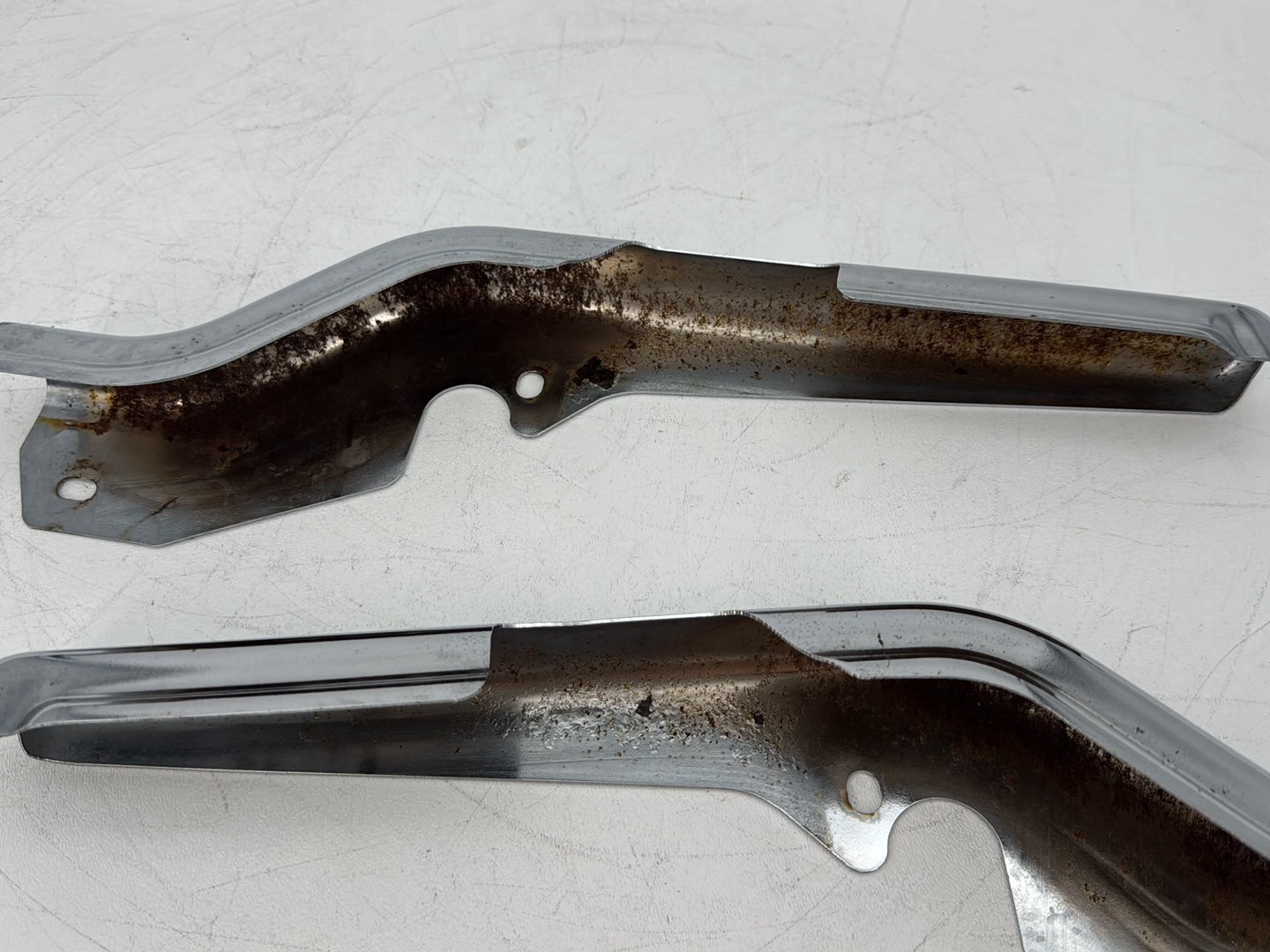 2008 Harley Touring FLHT Electra Glide OEM Left & Right Saddlebag Mount Brackets