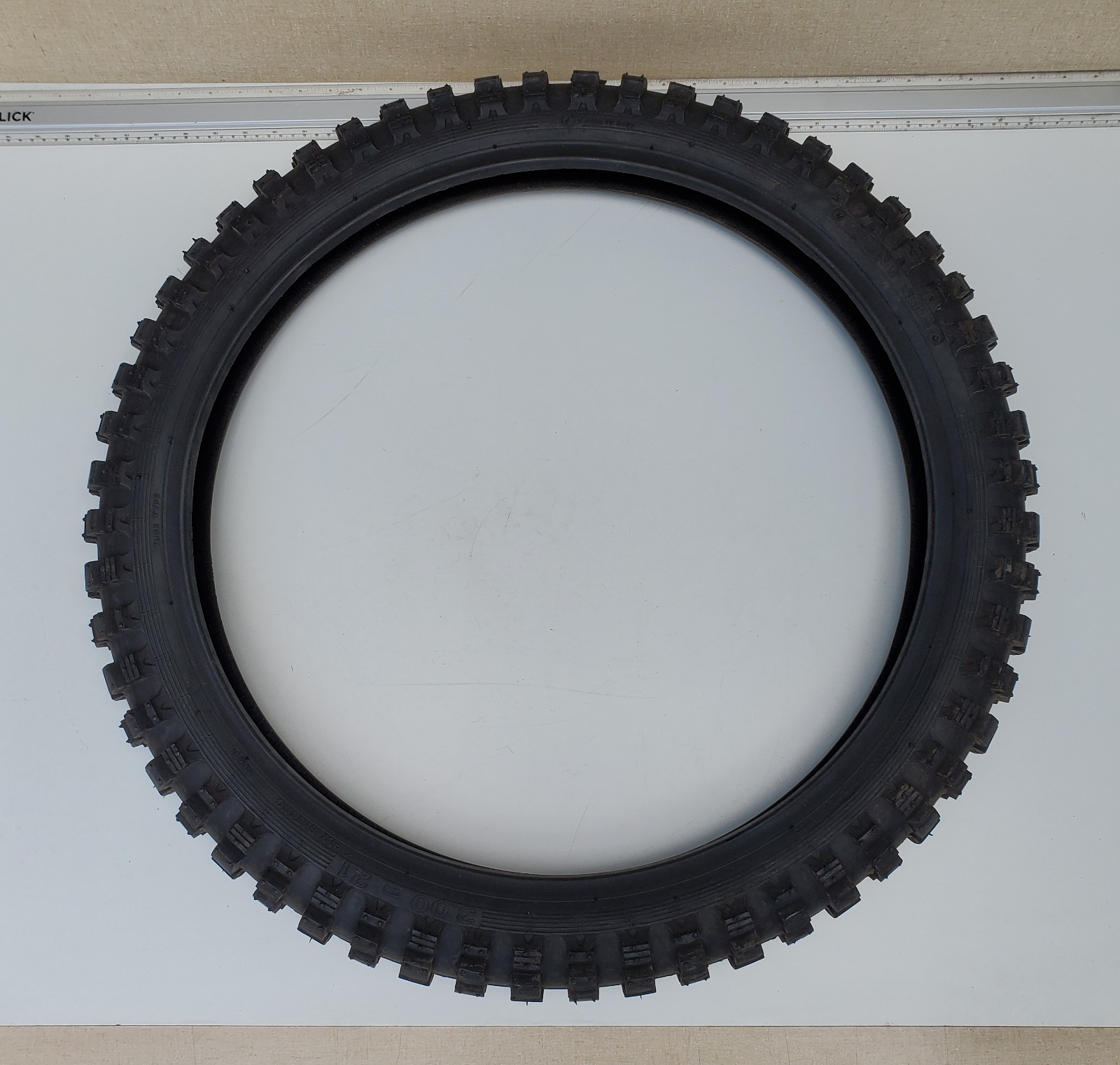 HARLEY DAVIDSON 43104-77M MX250 CHENG SHIN C183A 3.00-21 FRONT TIRE 250 MX 1978