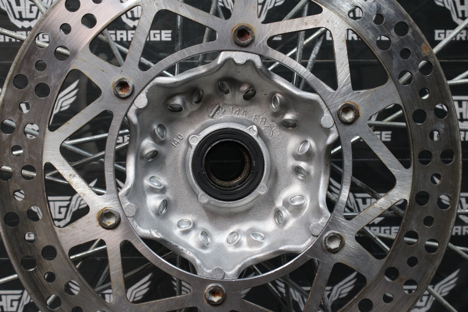 2000 YAMAHA YZ250 21″ X 1.60″ OEM FRONT WHEEL RIM HUB 4SS-25111-01-00