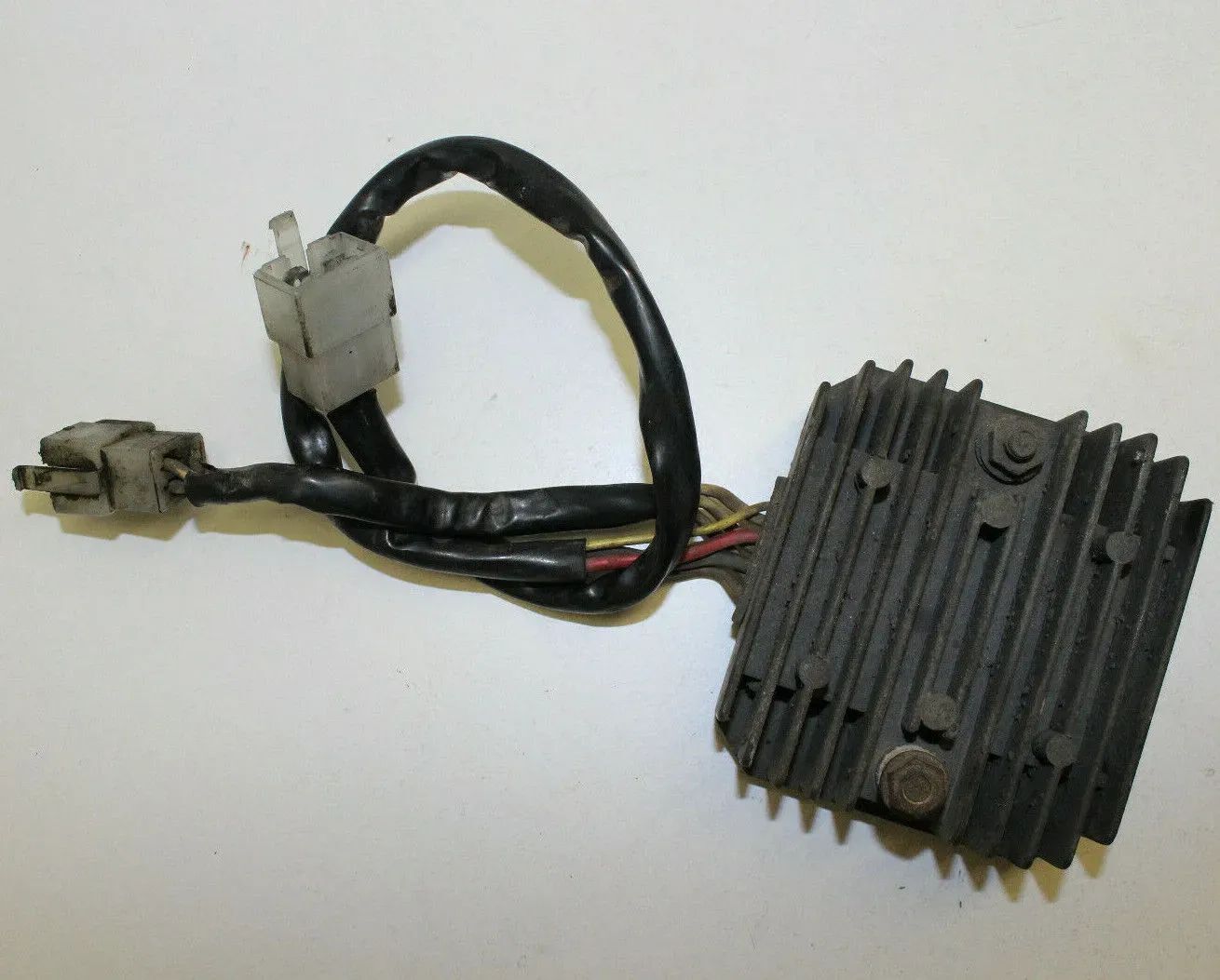 Spannungsregler Regler Zündung Elektrik Yamaha XV 750 5G5 5 G 5